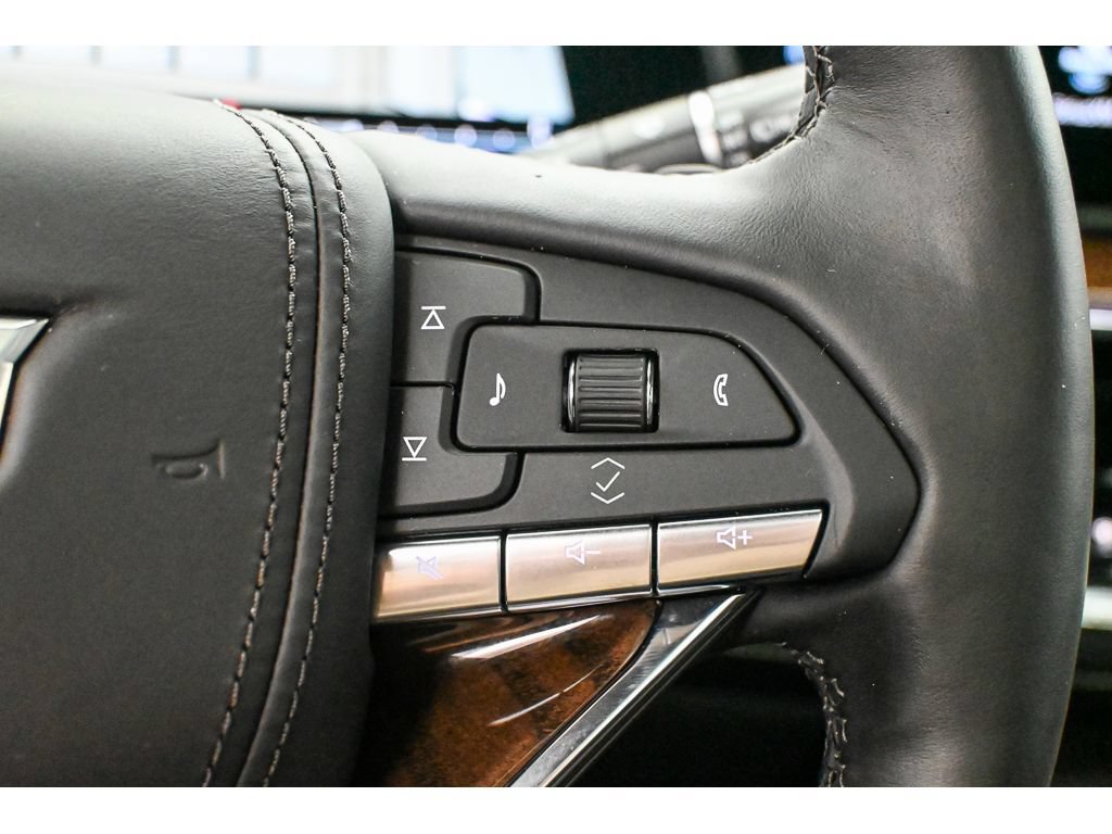Certified 2024 Cadillac Escalade Sport Platinum w/ LPO, ONYX Package AWD/4WD image 49