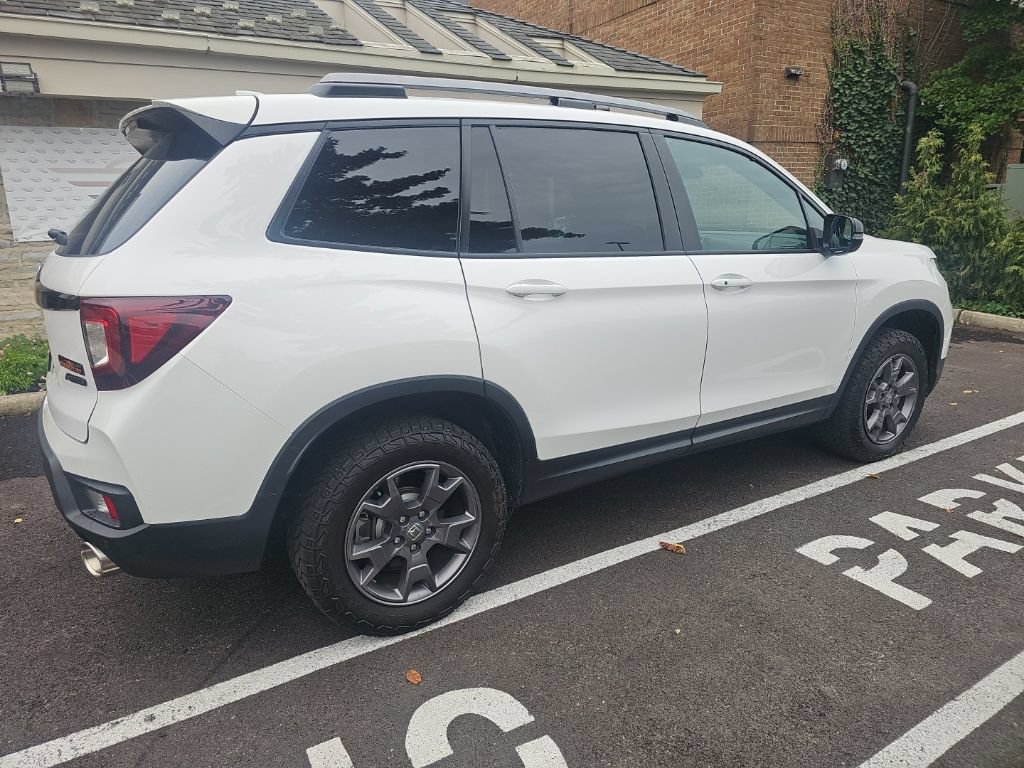 Certified 2024 Honda Passport TrailSport image 5