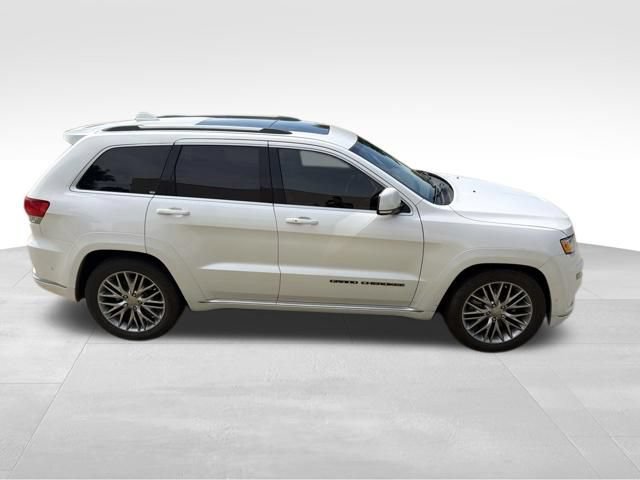 Used 2018 Jeep Grand Cherokee Summit w/ Platinum Series Group AWD/4WD image 2