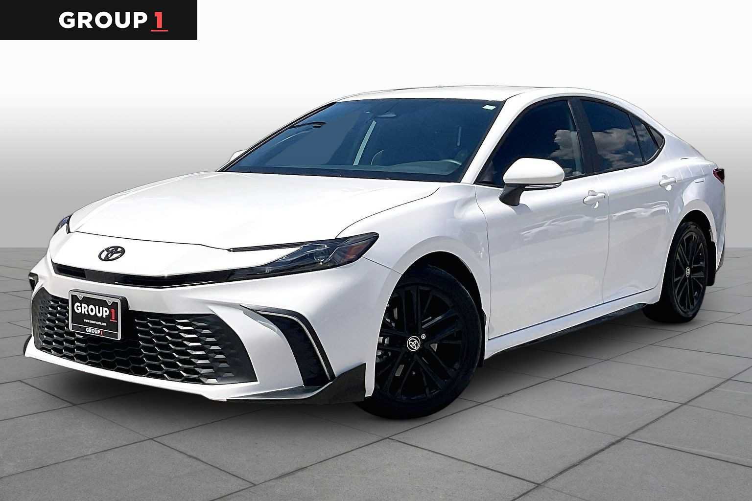 Used 2026 Toyota Camry SE w/ Convenience Package