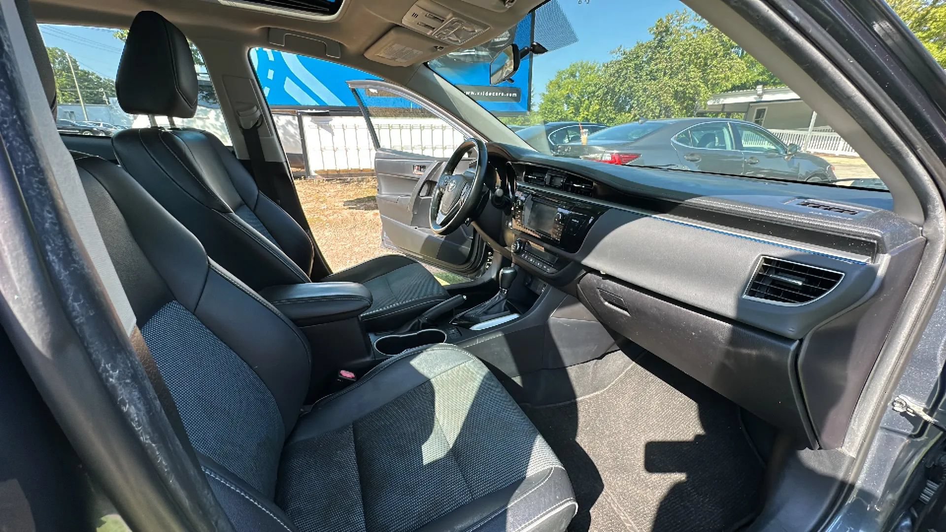 Used 2015 Toyota Corolla S w/ Driver Convenience Package FWD image 16