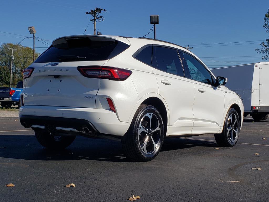 Used 2023 Ford Escape ST-Line Select w/ Tech Pack #2 image 9