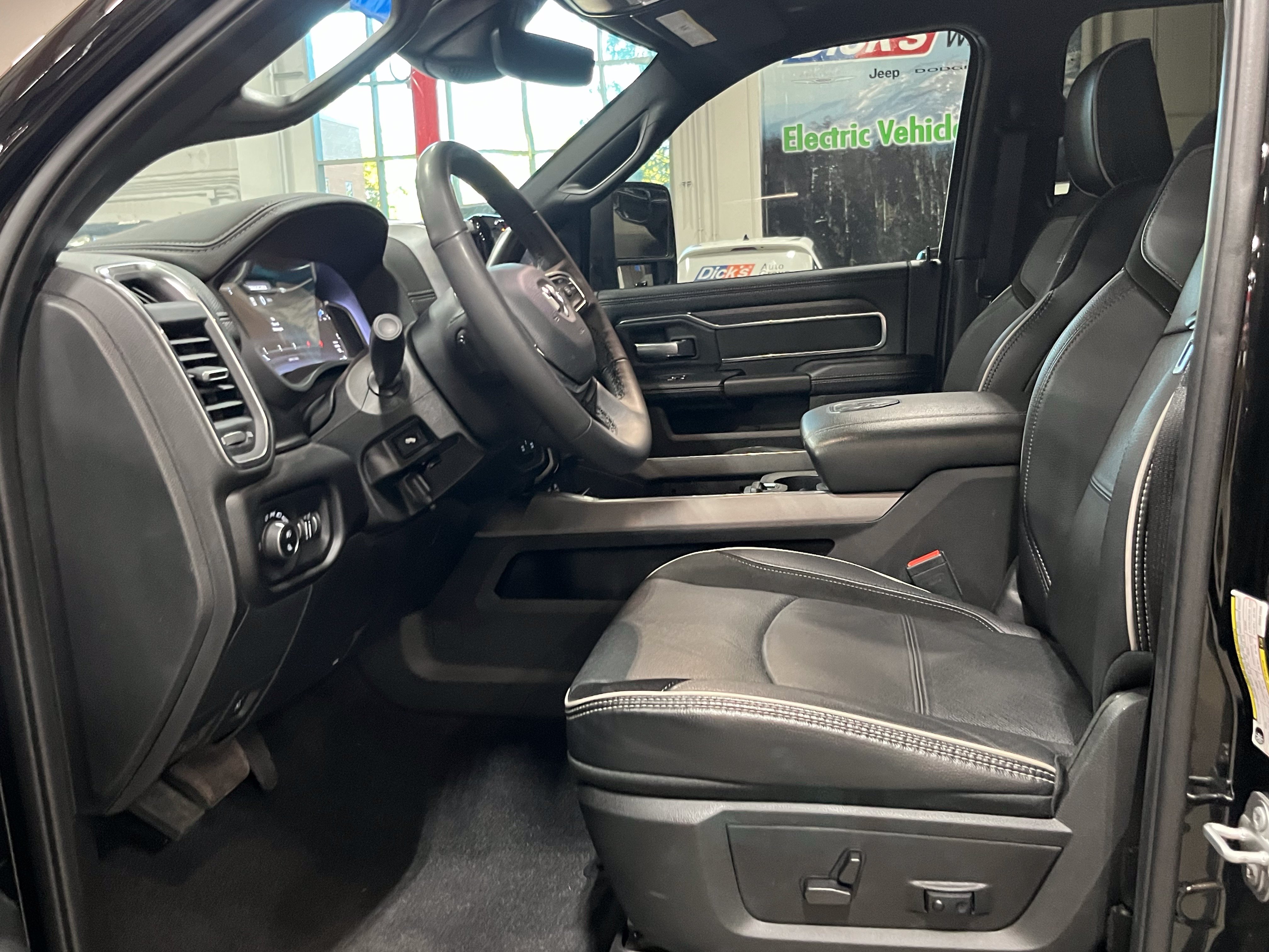 Certified 2025 RAM 2500 Laramie w/ Night Edition AWD/4WD image 13