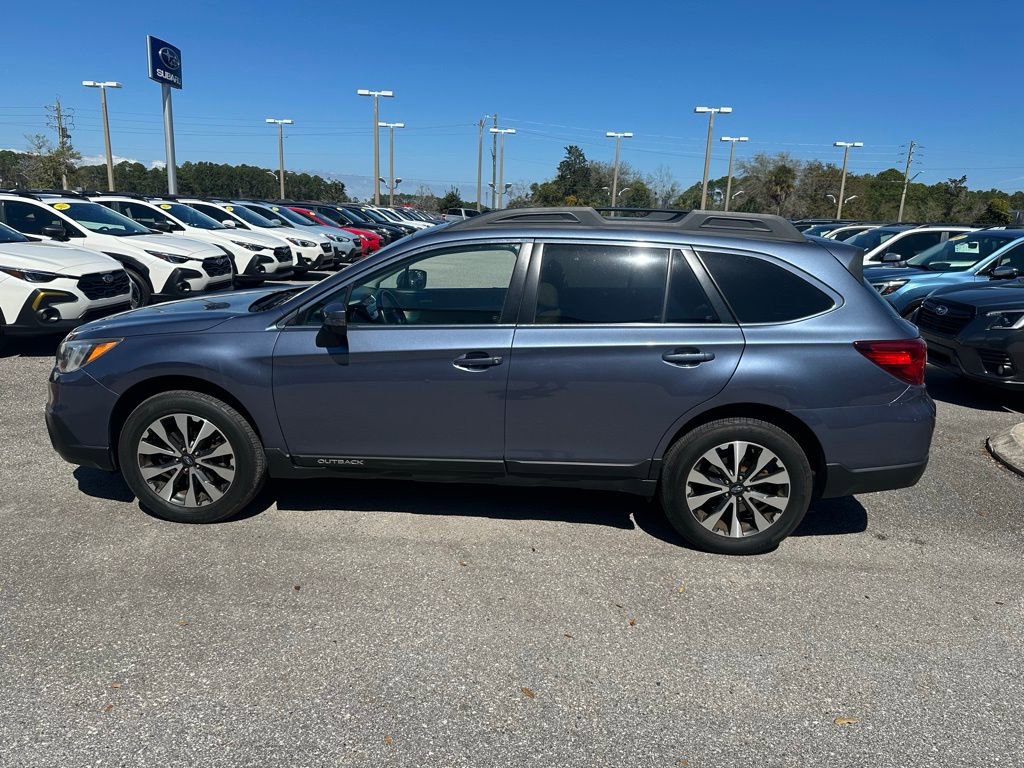 Used 2017 Subaru Outback 2.5i Limited image 12