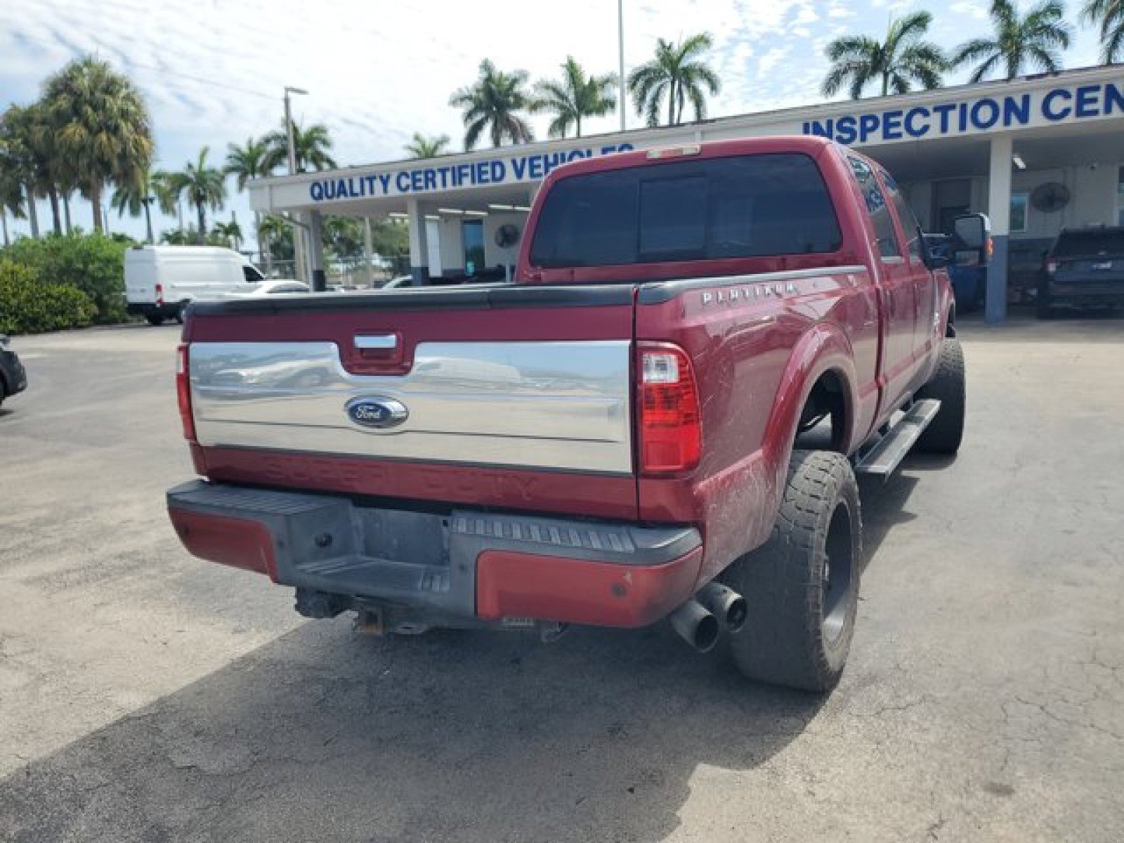 Used 2015 Ford F350 Platinum w/ Platinum Package AWD/4WD image 8