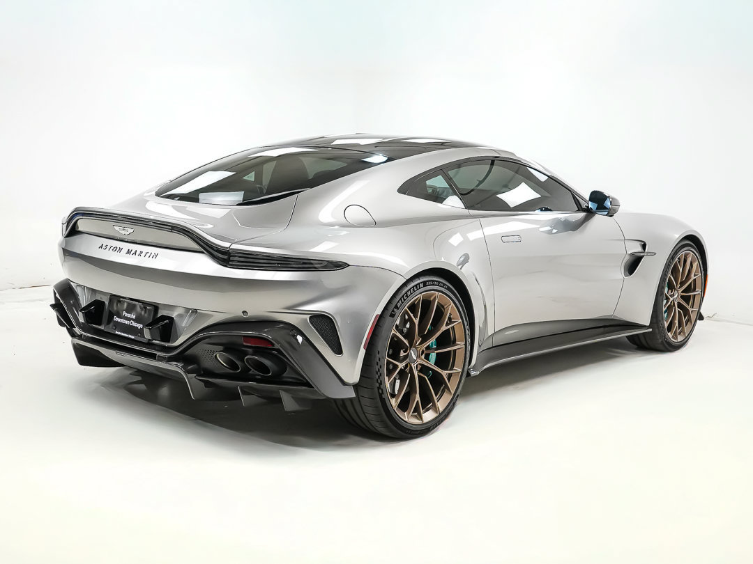 Used 2025 Aston Martin V8 Vantage Coupe RWD image 10