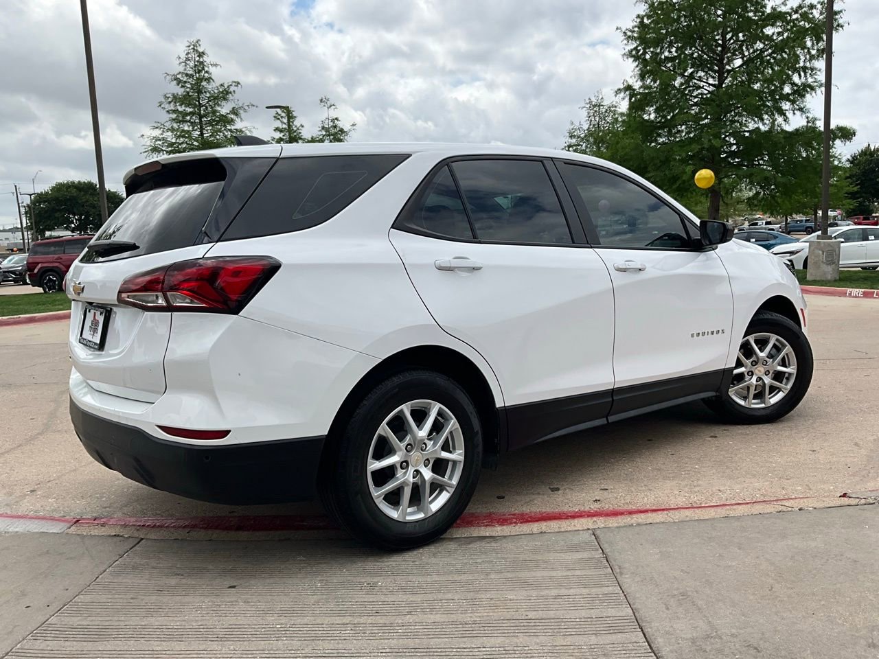 Used 2024 Chevrolet Equinox LS w/ Driver Confidence II Package image 6
