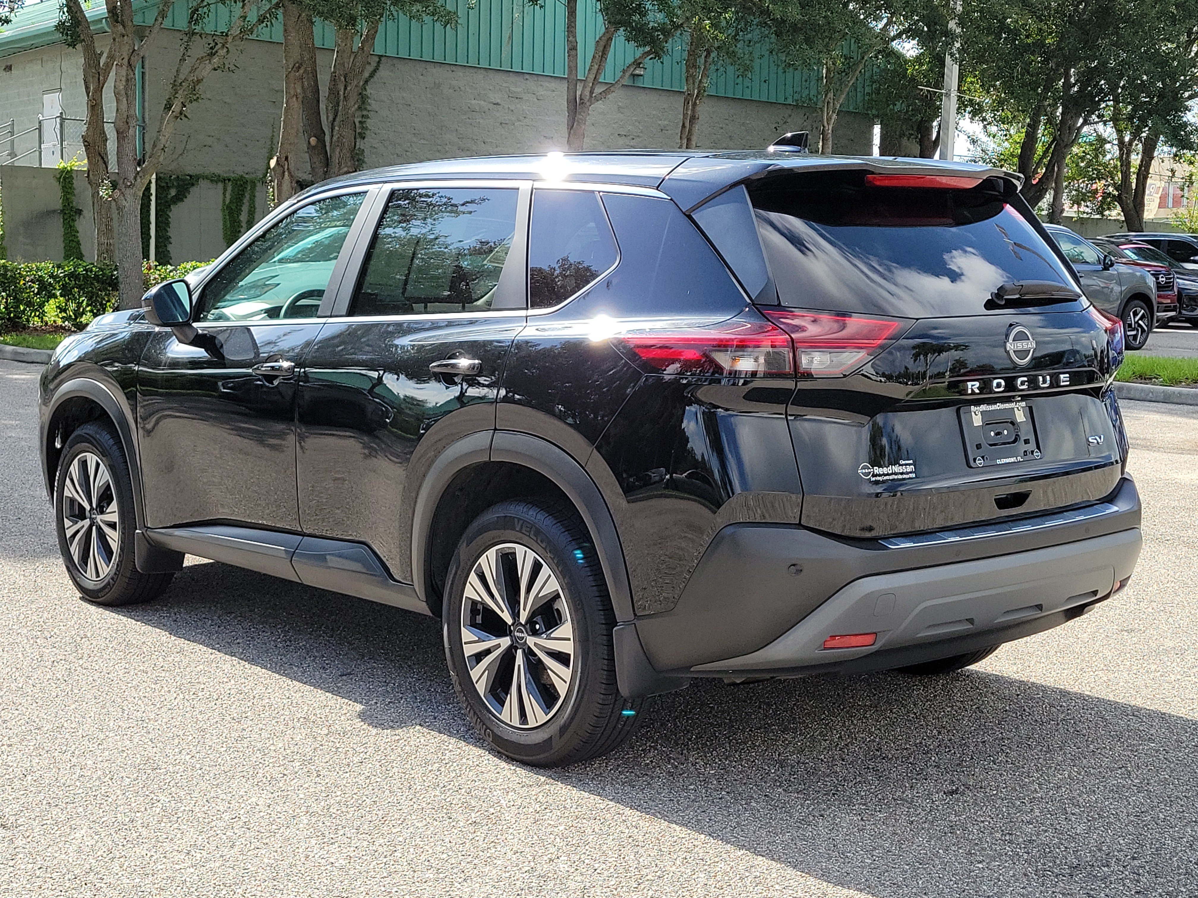 Certified 2023 Nissan Rogue SV FWD image 8