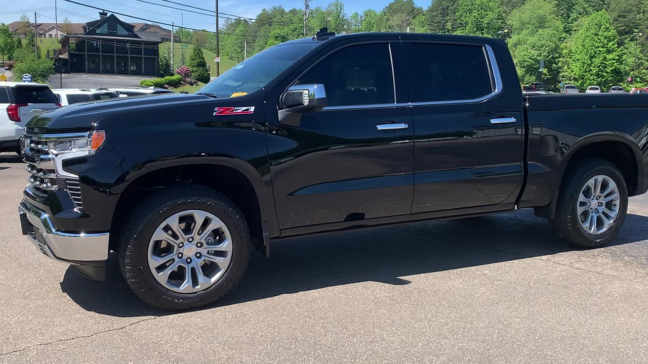Used 2024 Chevrolet Silverado 1500 LTZ w/ LTZ Premium Package AWD/4WD image 10