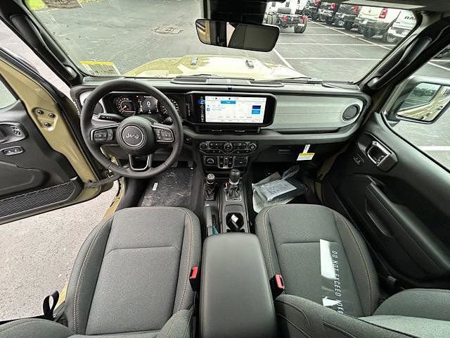 New 2025 Jeep Gladiator Sport image 10