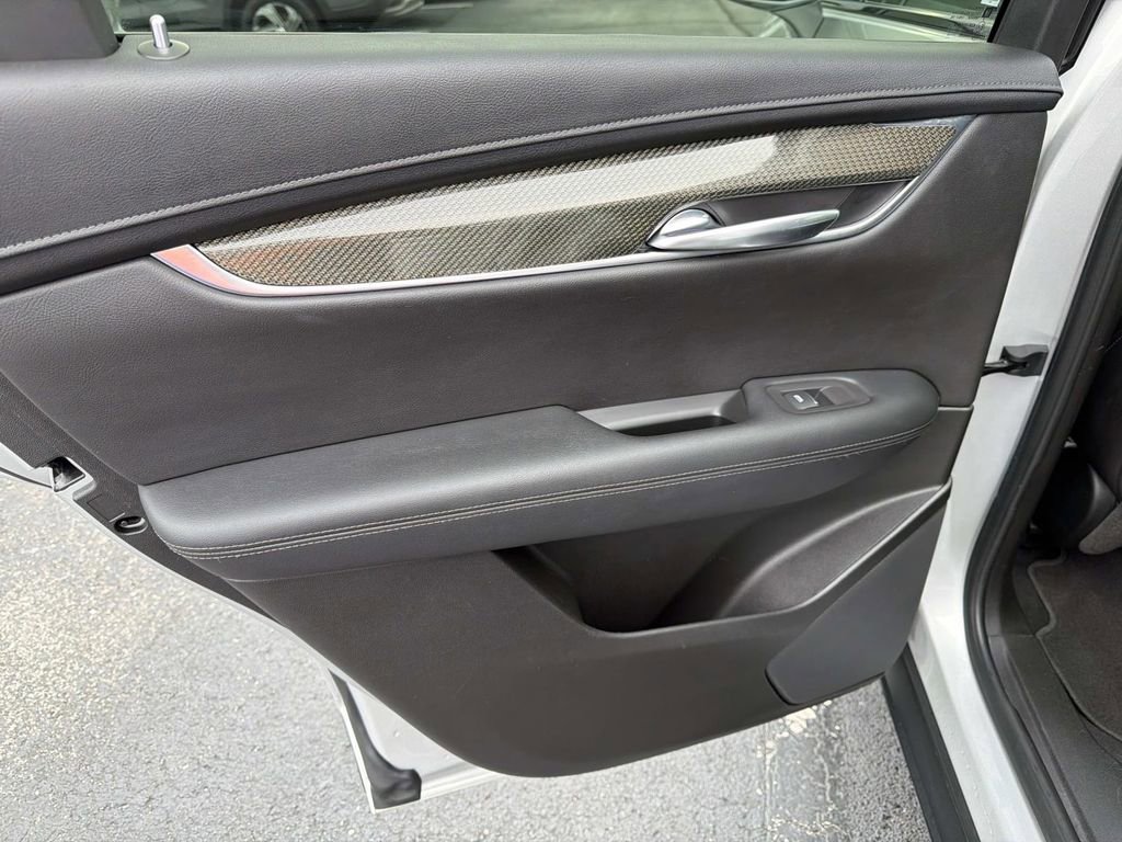 Used 2020 Cadillac XT5 Sportv image 14