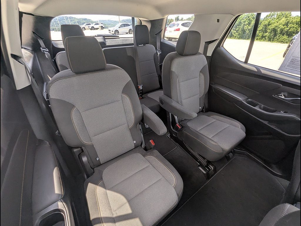 Used 2019 Chevrolet Traverse LT w/ LPO, Floor Liner Package AWD/4WD image 20