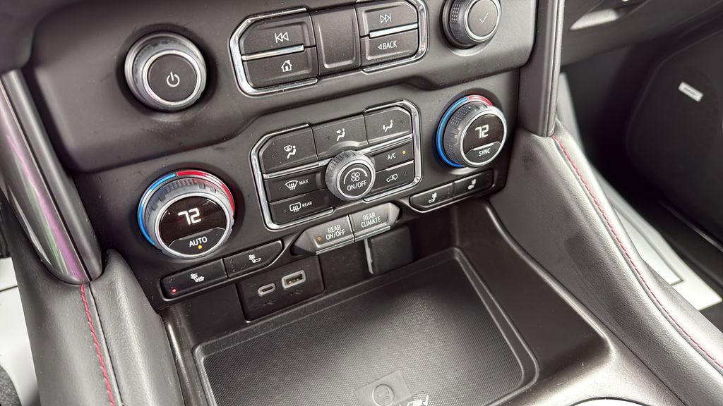 Used 2023 Chevrolet Tahoe RST image 33