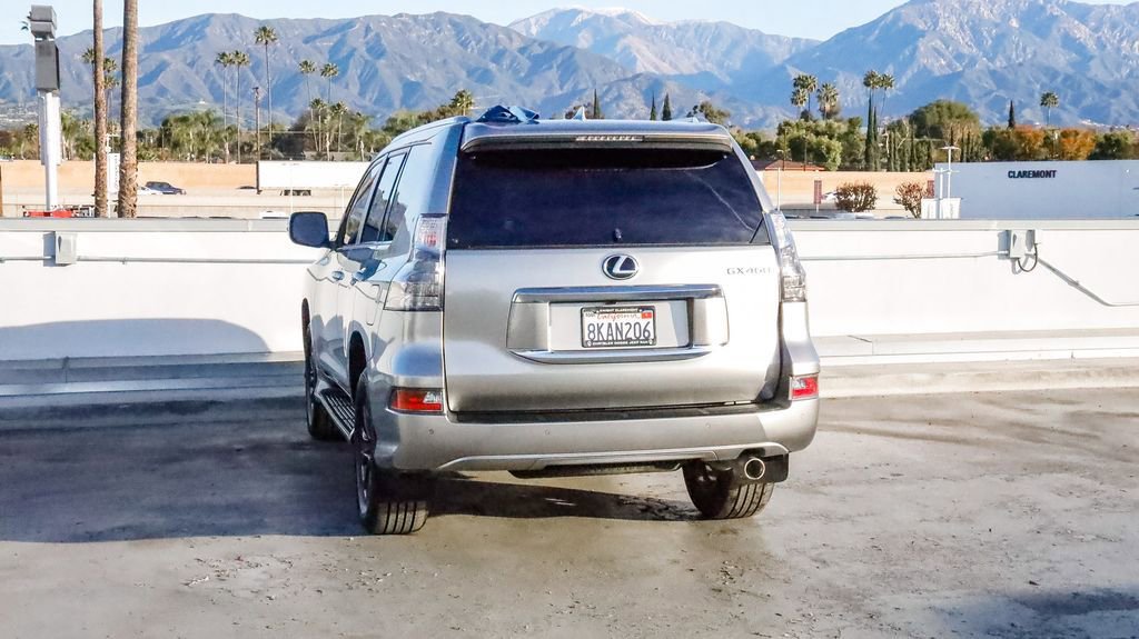 Used 2023 Lexus GX 460 Premium image 7