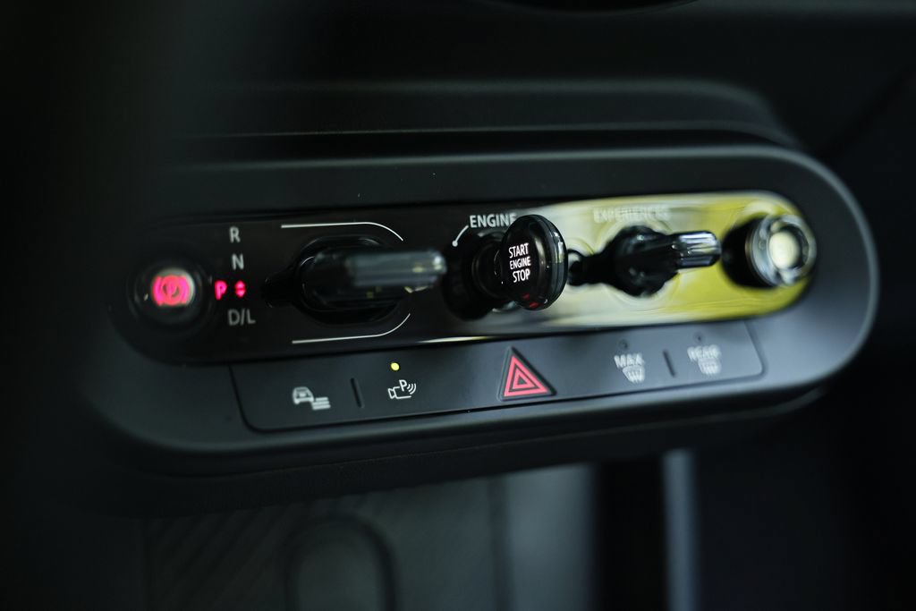 Used 2025 MINI Cooper S FWD image 38