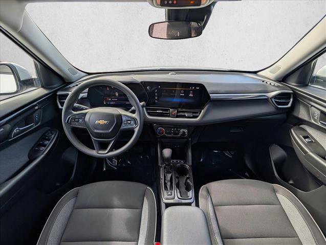 Used 2025 Chevrolet TrailBlazer LT image 17