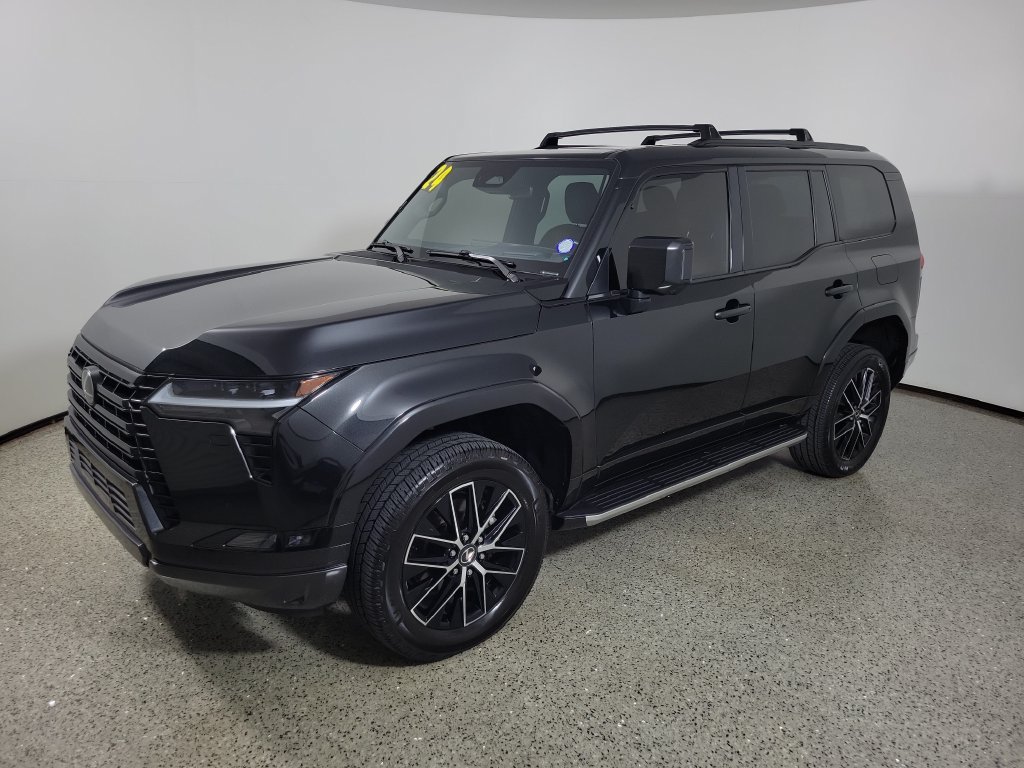 Used 2024 Lexus GX 550 w/ Accessory Package (Z1) AWD/4WD image 2