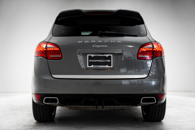 Used 2014 Porsche Cayenne Diesel Platinum Edition AWD/4WD image 54