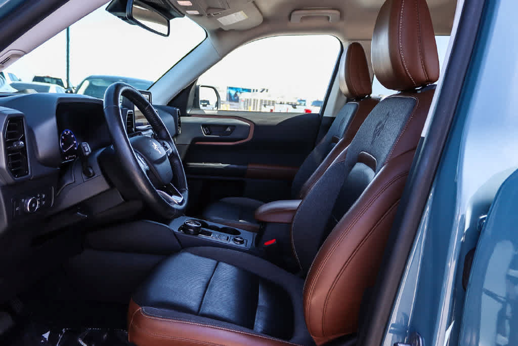Used 2021 Ford Bronco Sport Outer Banks AWD/4WD image 17