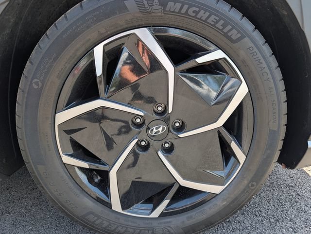 Used 2024 Hyundai Ioniq 5 SEL AWD/4WD image 9
