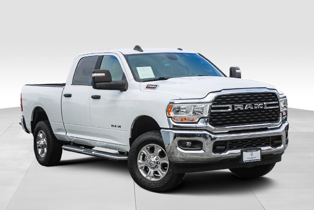 Used 2024 RAM 2500 Big Horn AWD/4WD image 2