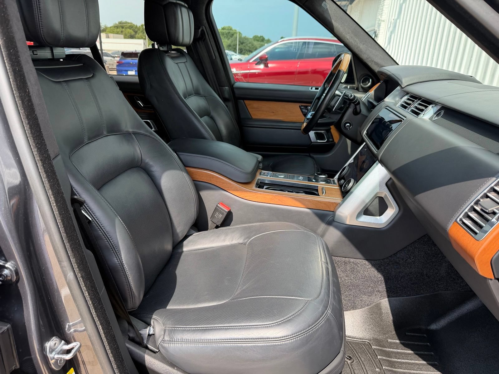 Used 2018 Land Rover Range Rover Autobiography AWD/4WD image 31