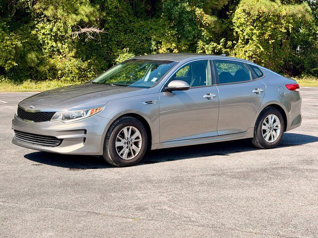 Used 2017 Kia Optima LX FWD image 2
