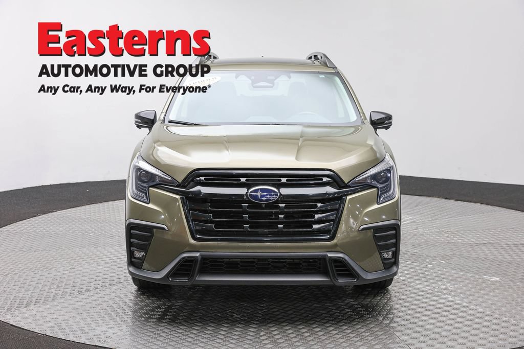 Used 2023 Subaru Ascent Onyx Edition Limited AWD/4WD image 2