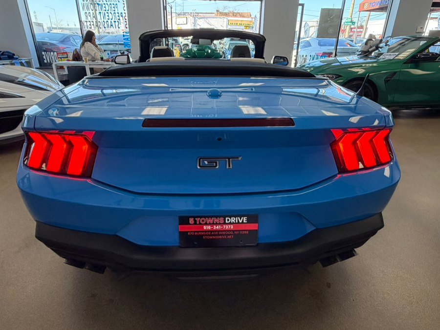 Used 2024 Ford Mustang GT Premium w/ GT Performance Package RWD image 11