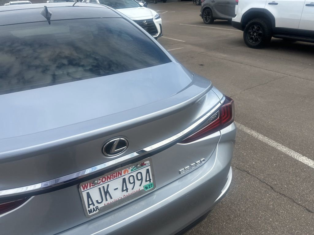 Certified 2023 Lexus ES 350 w/ Premium Package image 9