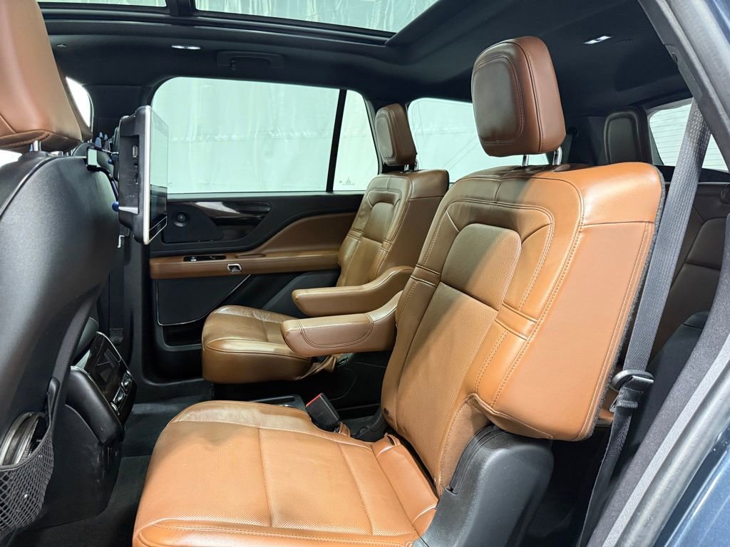 Used 2022 Lincoln Aviator Grand Touring w/ Equipment Group 301A image 23