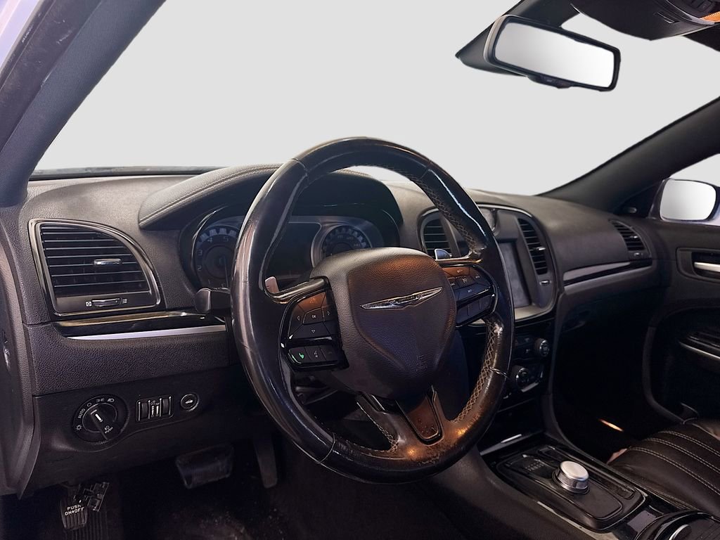 Used 2019 Chrysler 300 S w/ S Model Appearance Package image 11