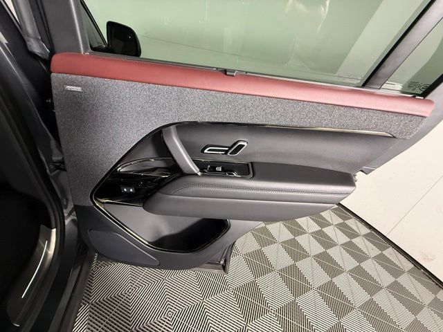 Used 2025 Land Rover Range Rover Sport Dynamic SE AWD/4WD image 37