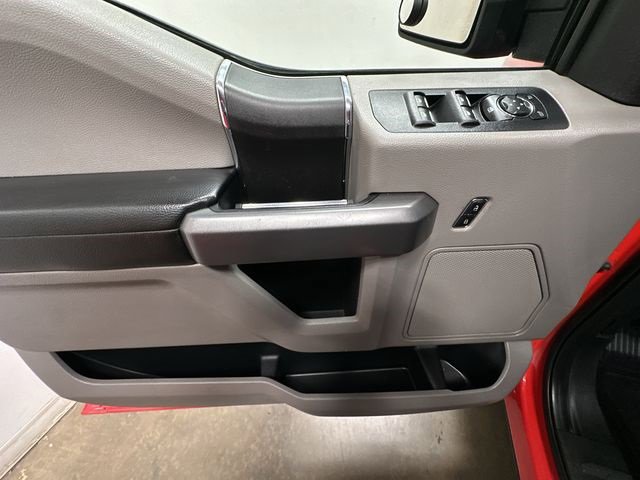 Used 2017 Ford F150 XLT image 14