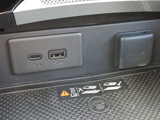 New 2026 Buick Envision Sport Touring image 9