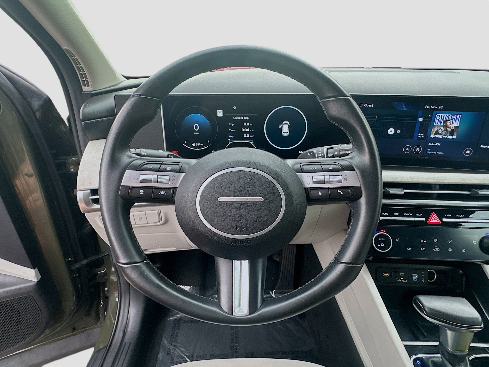 Certified 2025 Hyundai Tucson SEL image 8