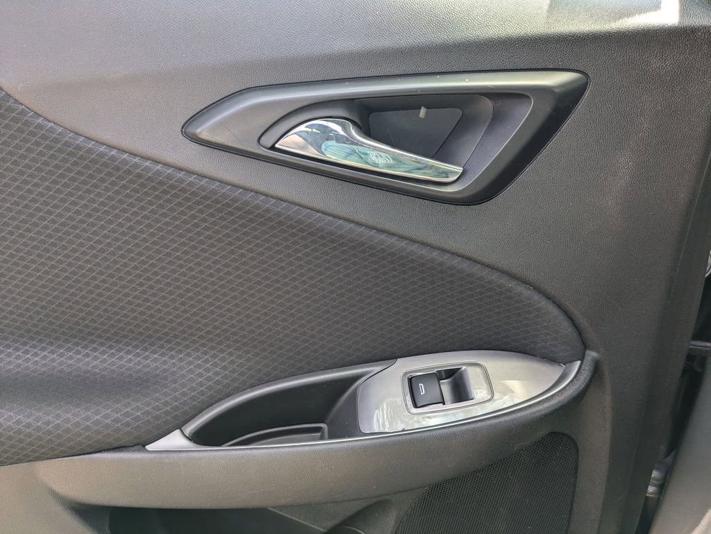 Used 2024 Chevrolet Malibu LT image 25