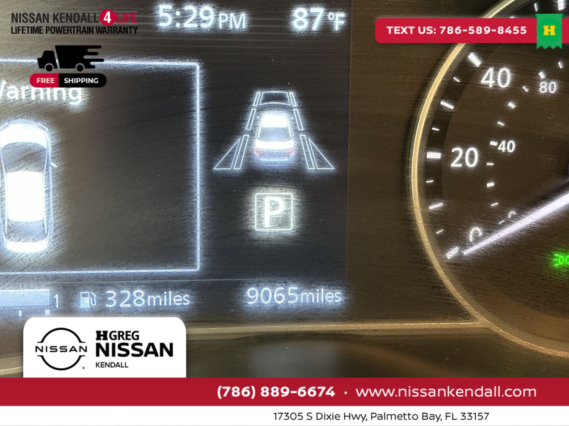 Certified 2025 Nissan Versa SR w/ Trunk Package image 19