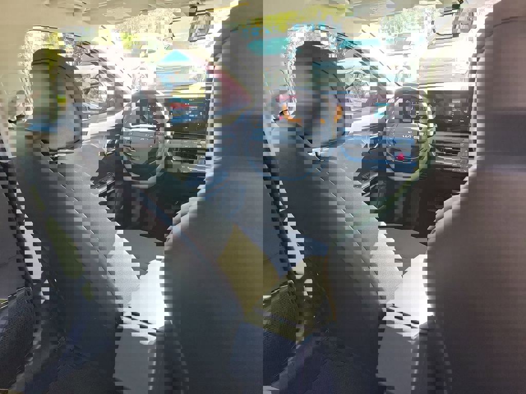 New 2026 Kia K4 LXS image 13