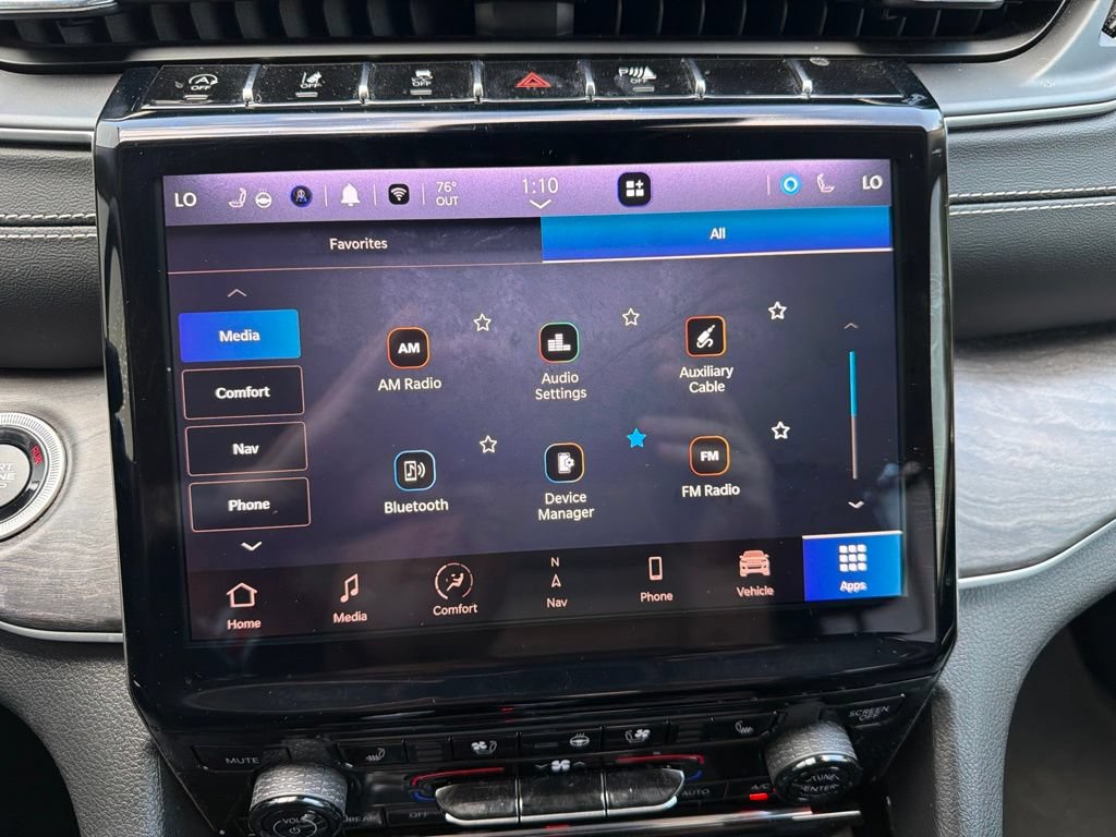 Certified 2023 Jeep Grand Cherokee Limited w/ Luxury Tech Group II AWD/4WD image 90
