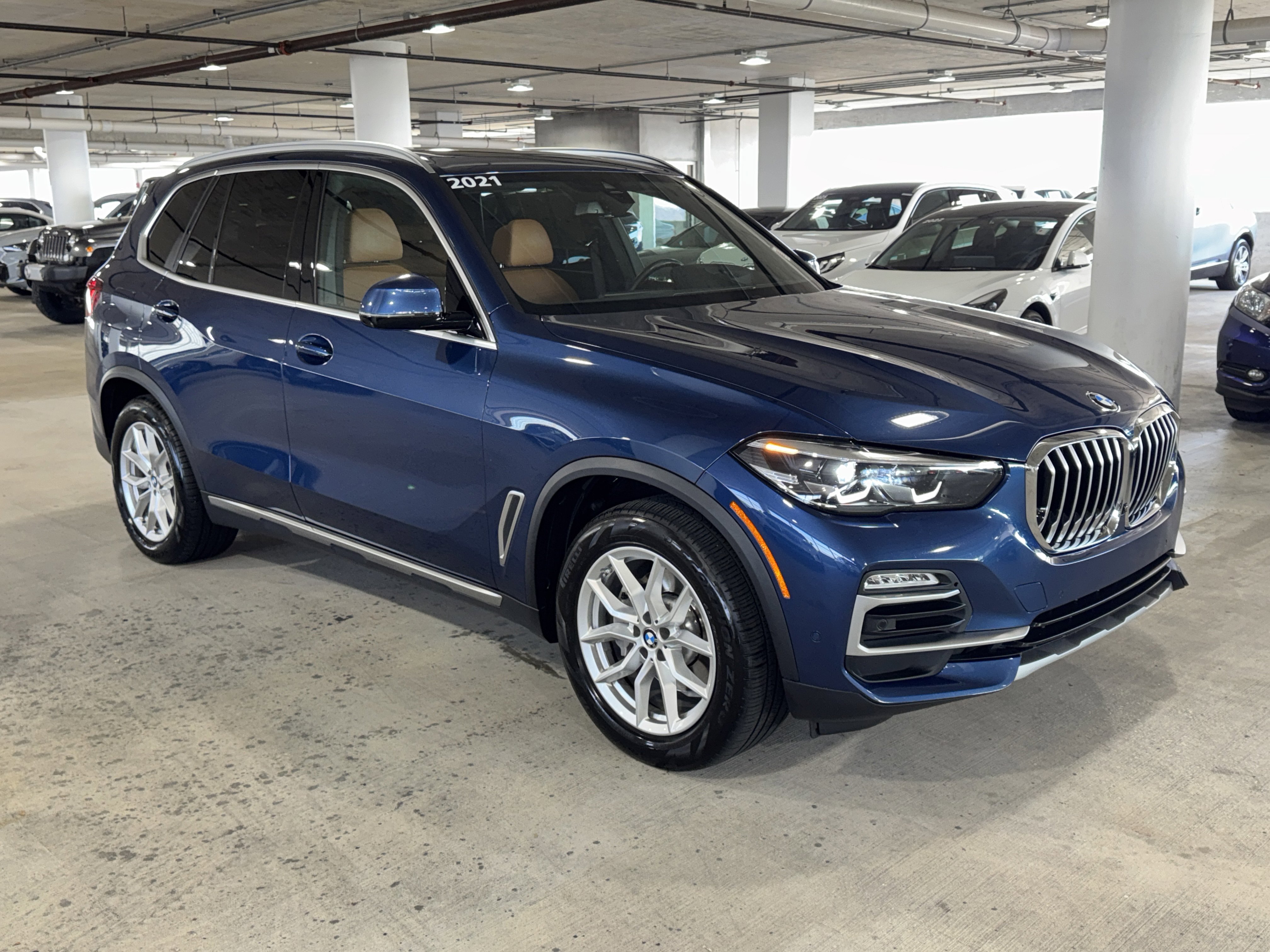 Used 2021 BMW X5 xDrive40i w/ Premium Package 2