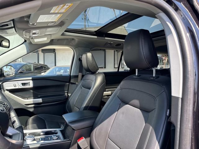 Used 2022 Ford Explorer Limited w/ Equipment Group 301A image 22