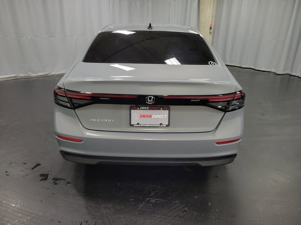 Used 2025 Honda Accord SE image 7