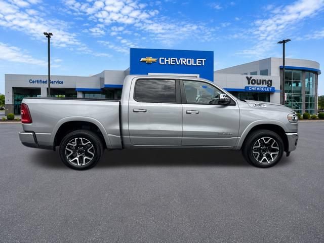 Used 2025 RAM 1500 Laramie AWD/4WD image 8