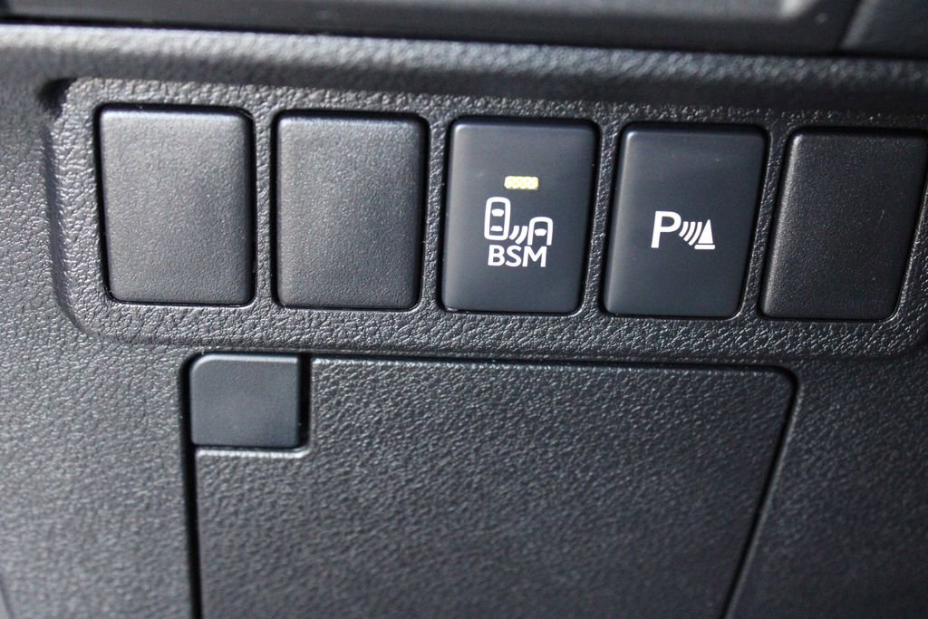 Used 2014 Lexus ES 350 w/ Luxury Package image 28