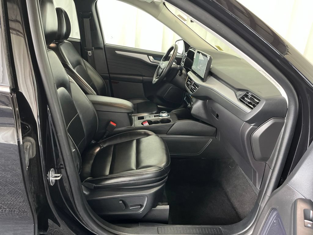 Used 2024 Ford Escape Platinum AWD/4WD image 20