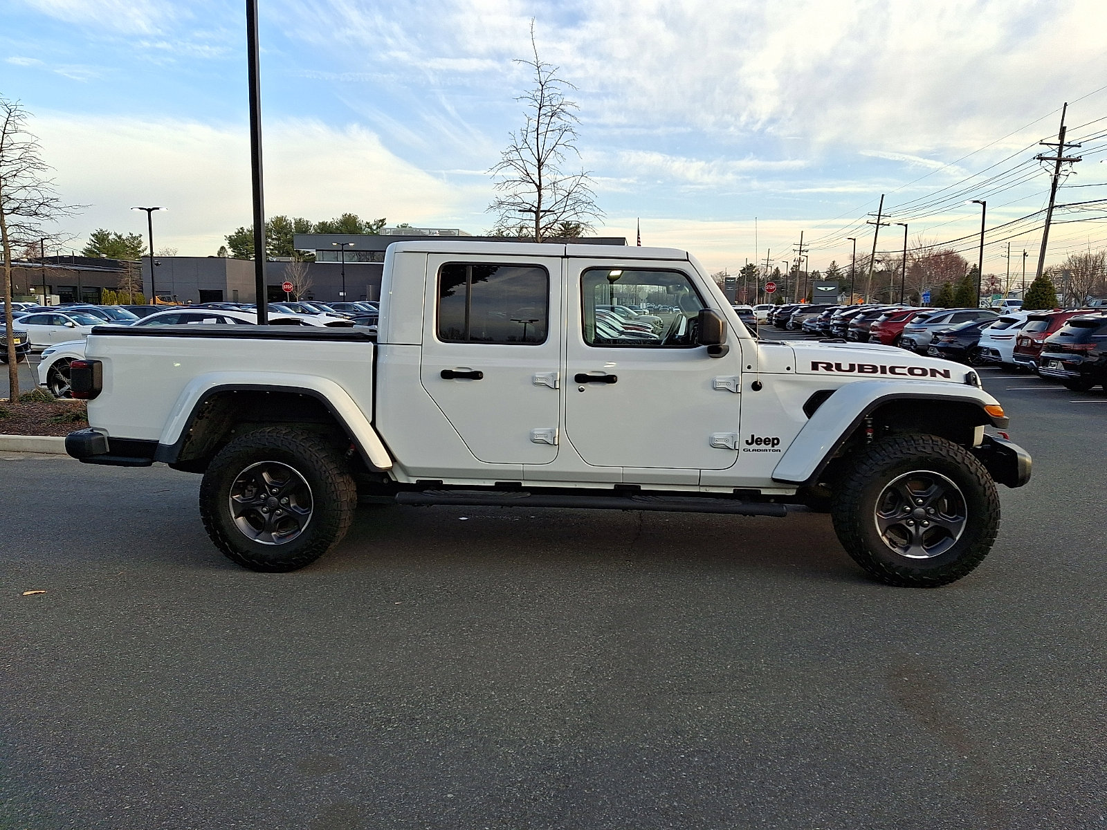 Used 2022 Jeep Gladiator Rubicon w/ LED Lighting Group image 7