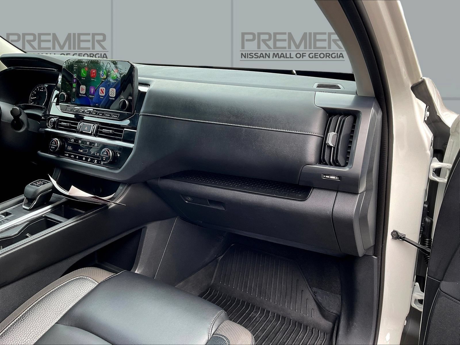 Certified 2022 Nissan Pathfinder SL AWD/4WD image 28