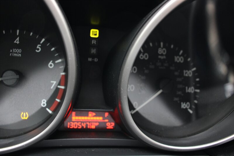 Used 2010 MAZDA MAZDA3 i Touring FWD image 7