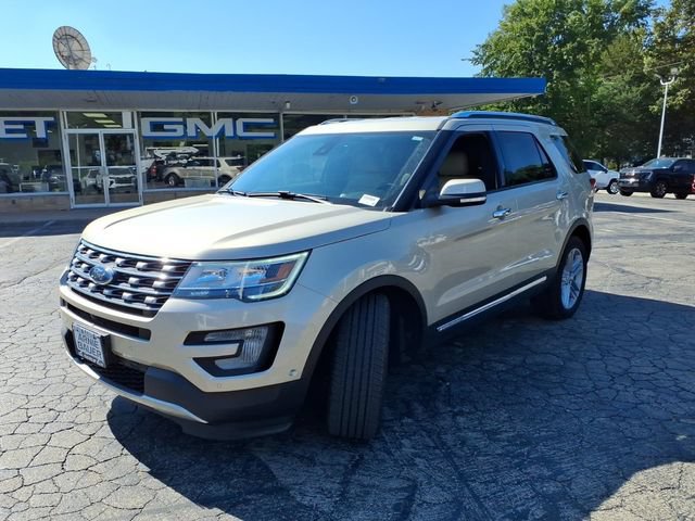 Used 2017 Ford Explorer Limited w/ Equipment Group 301A FWD image 13